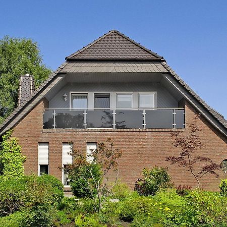 Ferienwohnungen Haus Sternenlicht Esens Buitenkant foto