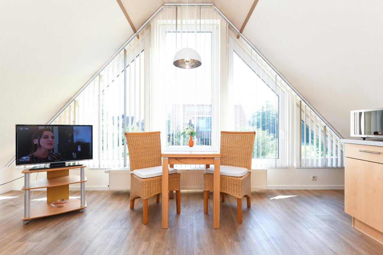 Ferienwohnungen Haus Sternenlicht Esens Buitenkant foto