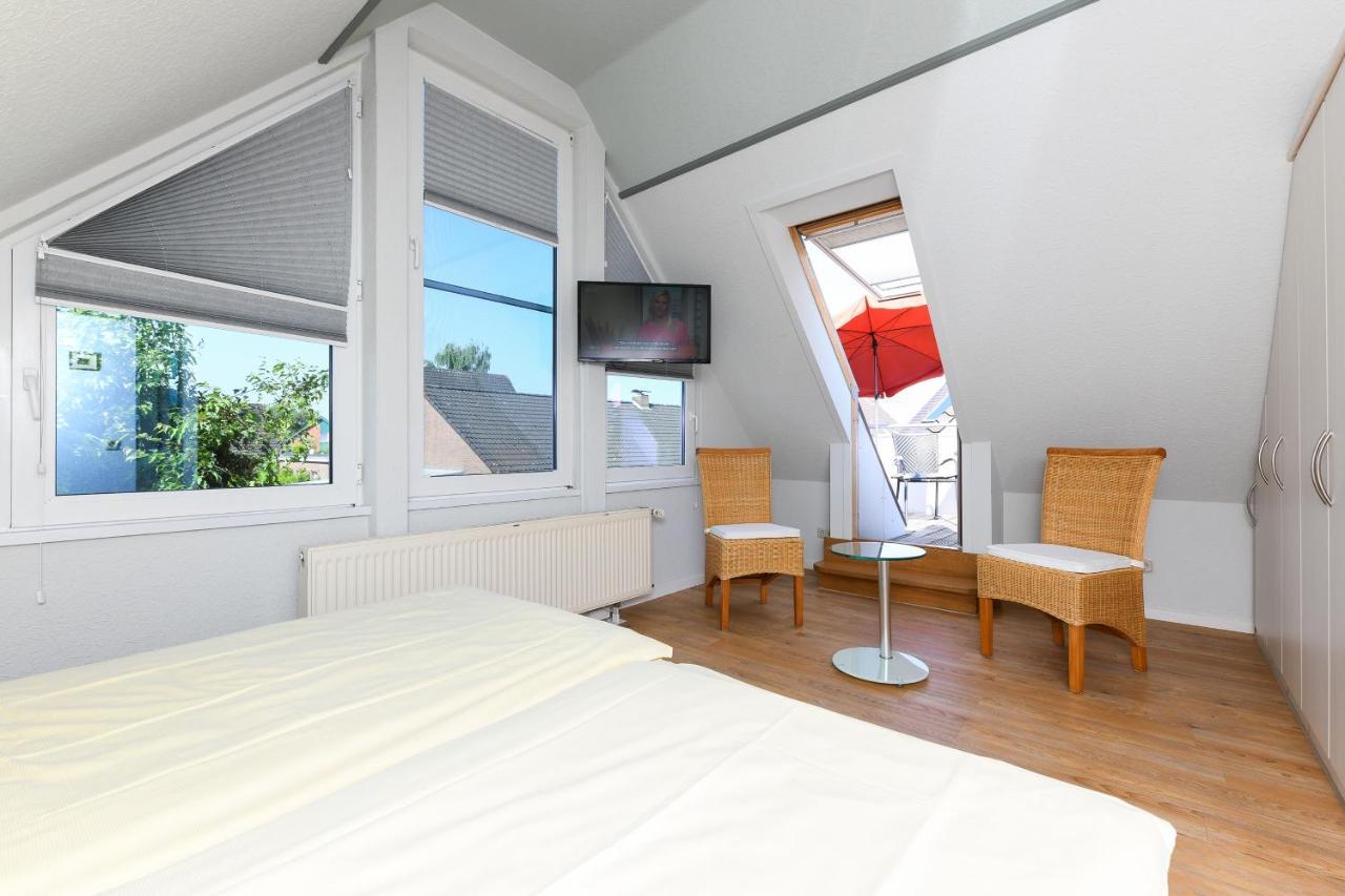 Ferienwohnungen Haus Sternenlicht Esens Buitenkant foto