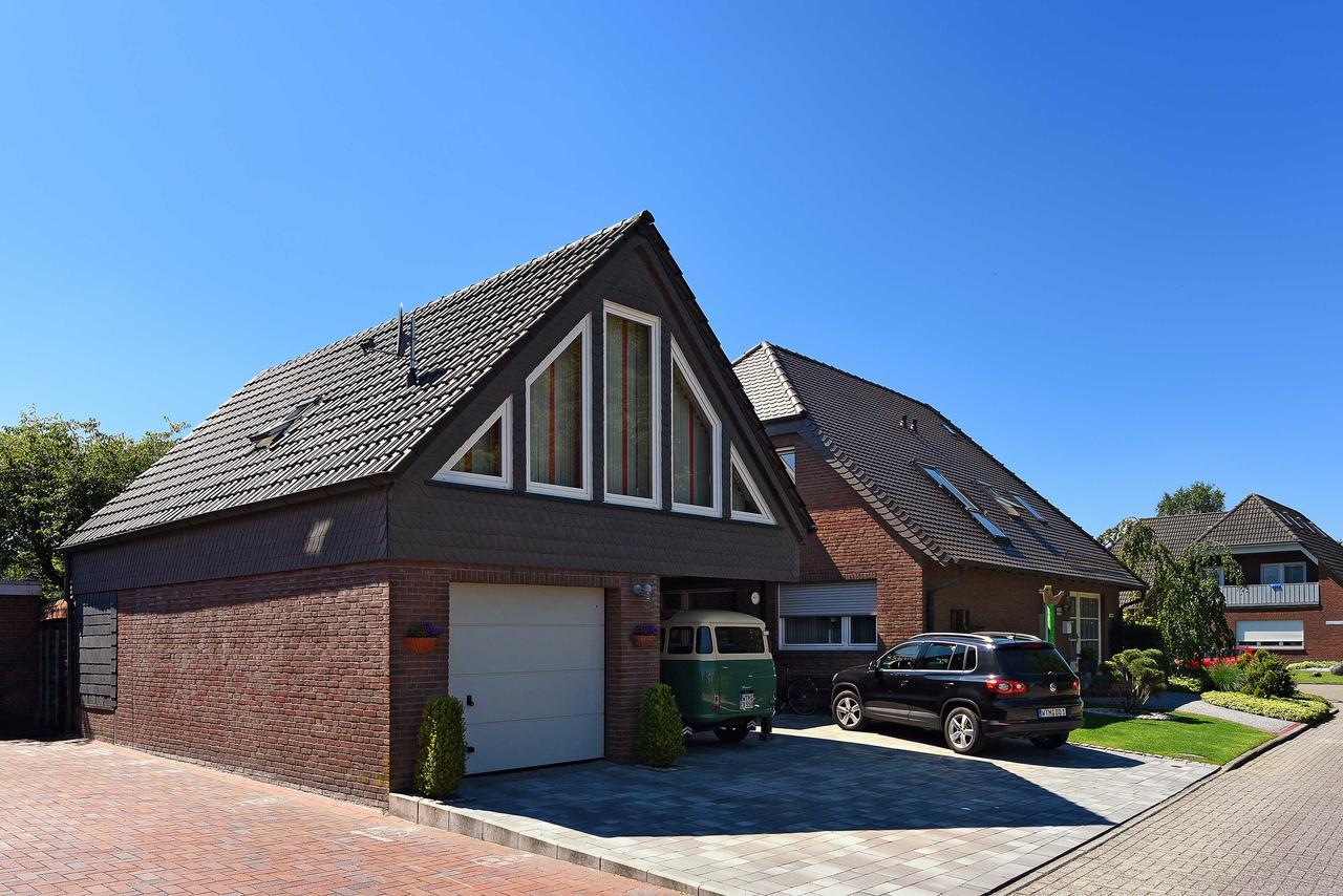 Ferienwohnungen Haus Sternenlicht Esens Buitenkant foto